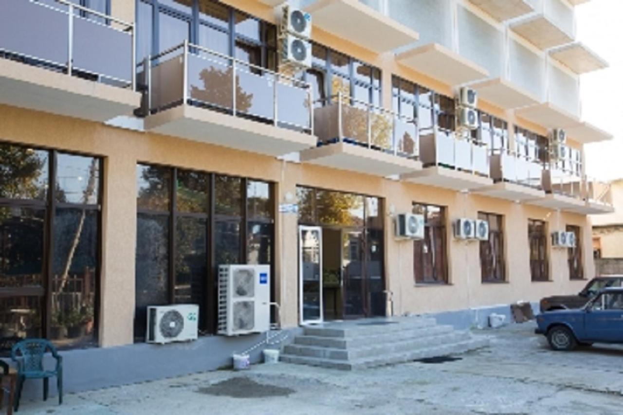 Calipso Sea Hotel Gagra Bagian luar foto